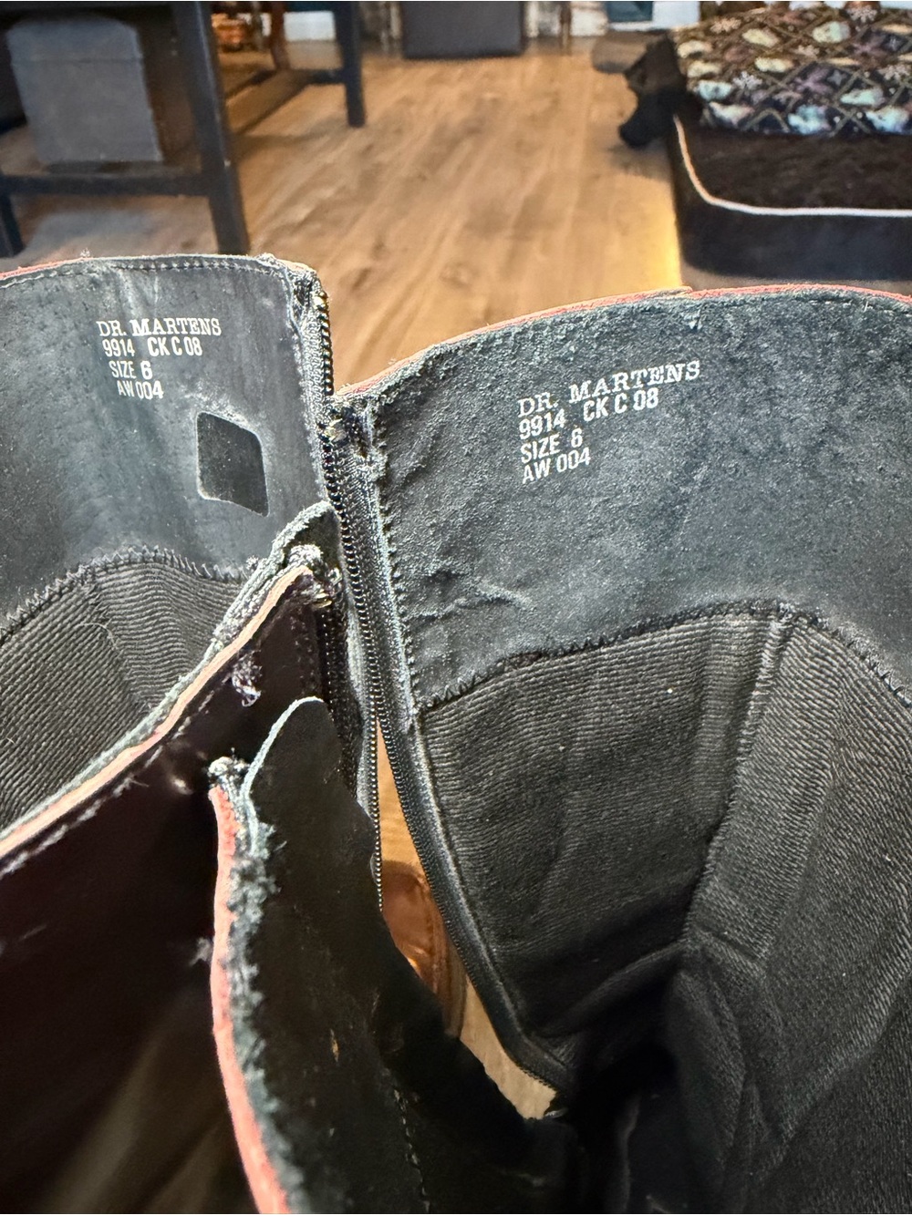 RARE 1990s Dr. Martens Boots • Made in England • 9914 • UK 6 / US Women’s 8 - Picture 11 of 15